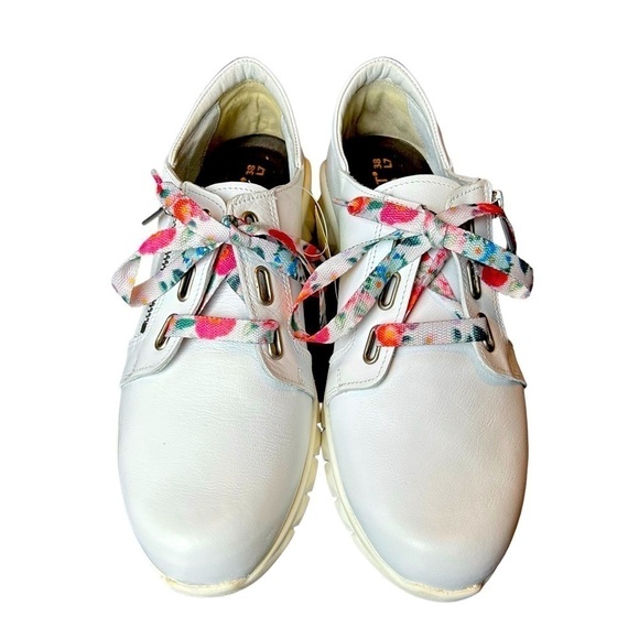 NAOT Shoes - NAOT Eliot’s Top Quality White Leather Lace Up Side Zip Slip Sneakers